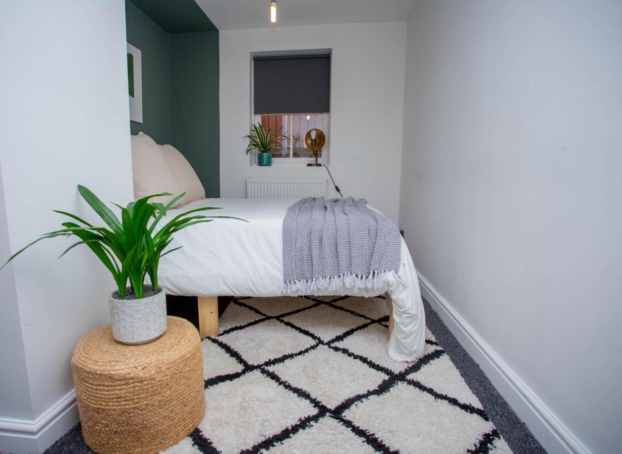 Appartamento Nest Easy - Derngate Basement Northampton Esterno foto