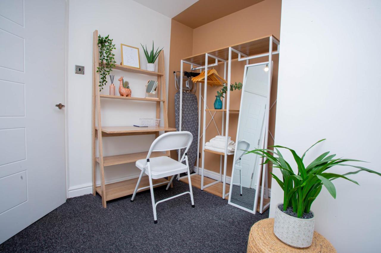 Appartamento Nest Easy - Derngate Basement Northampton Esterno foto
